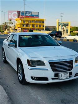 کرایسلەر 300
